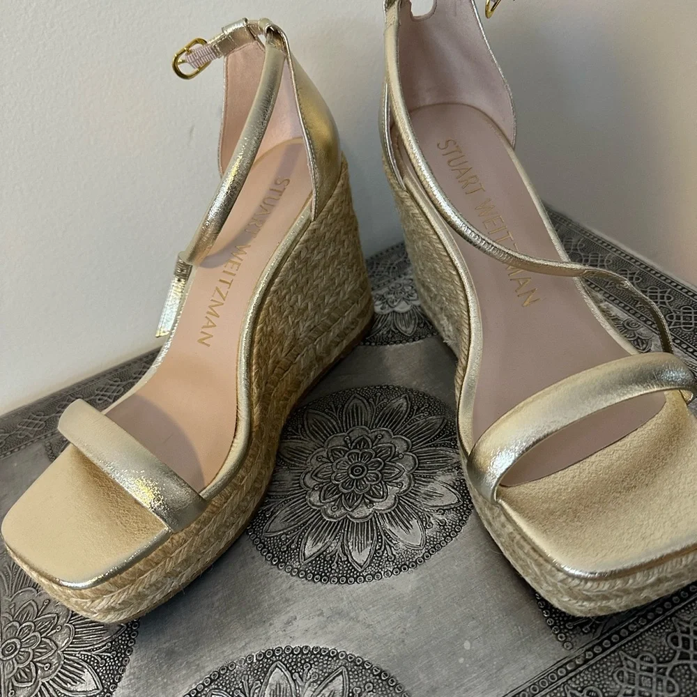 Stuart Weitzman Metallic Gold Espadrille Wedges - Picture 4 of 5